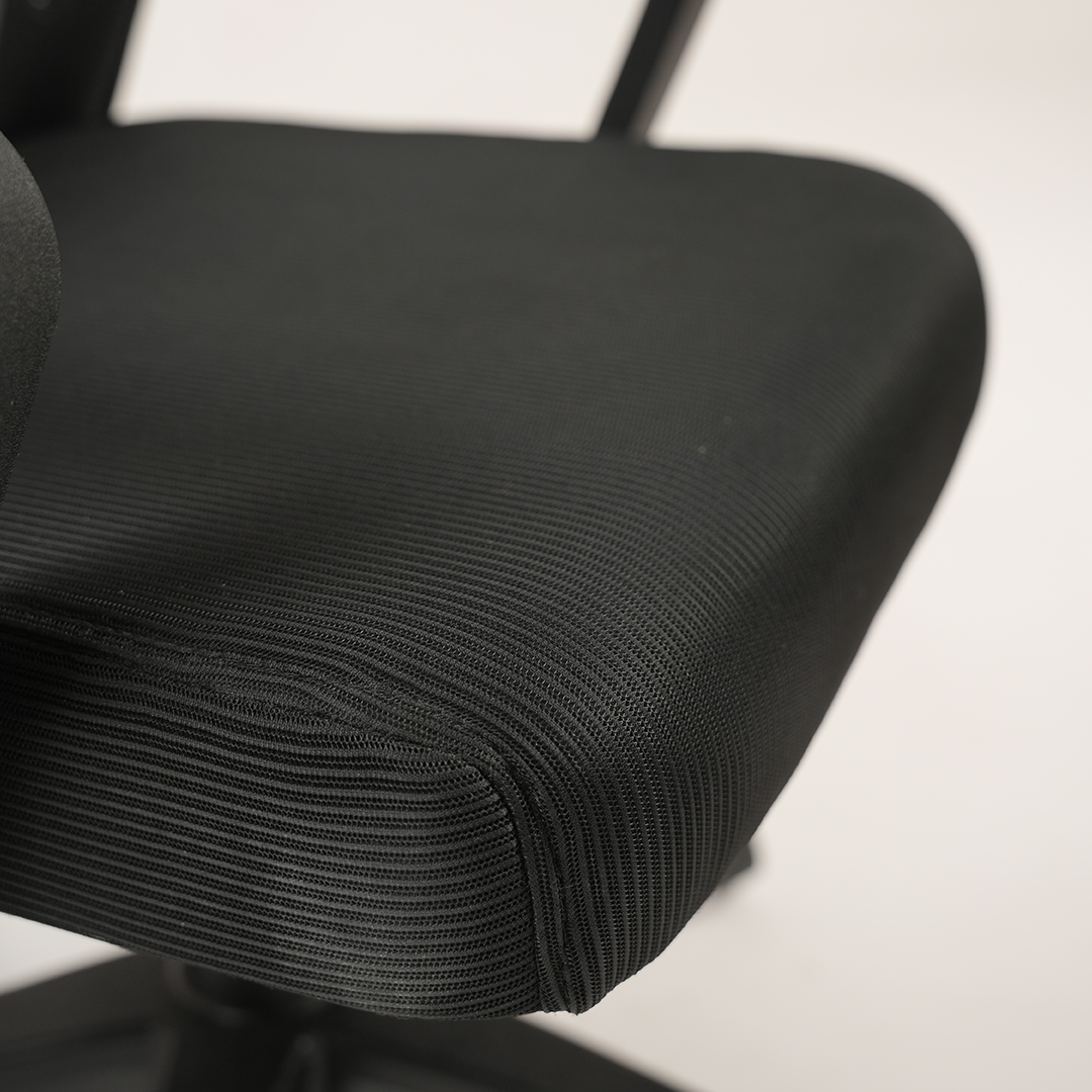 Ergonomic Black Mesh Office Chair with Lumbar Support, Armrests and Wheels (All remaining)