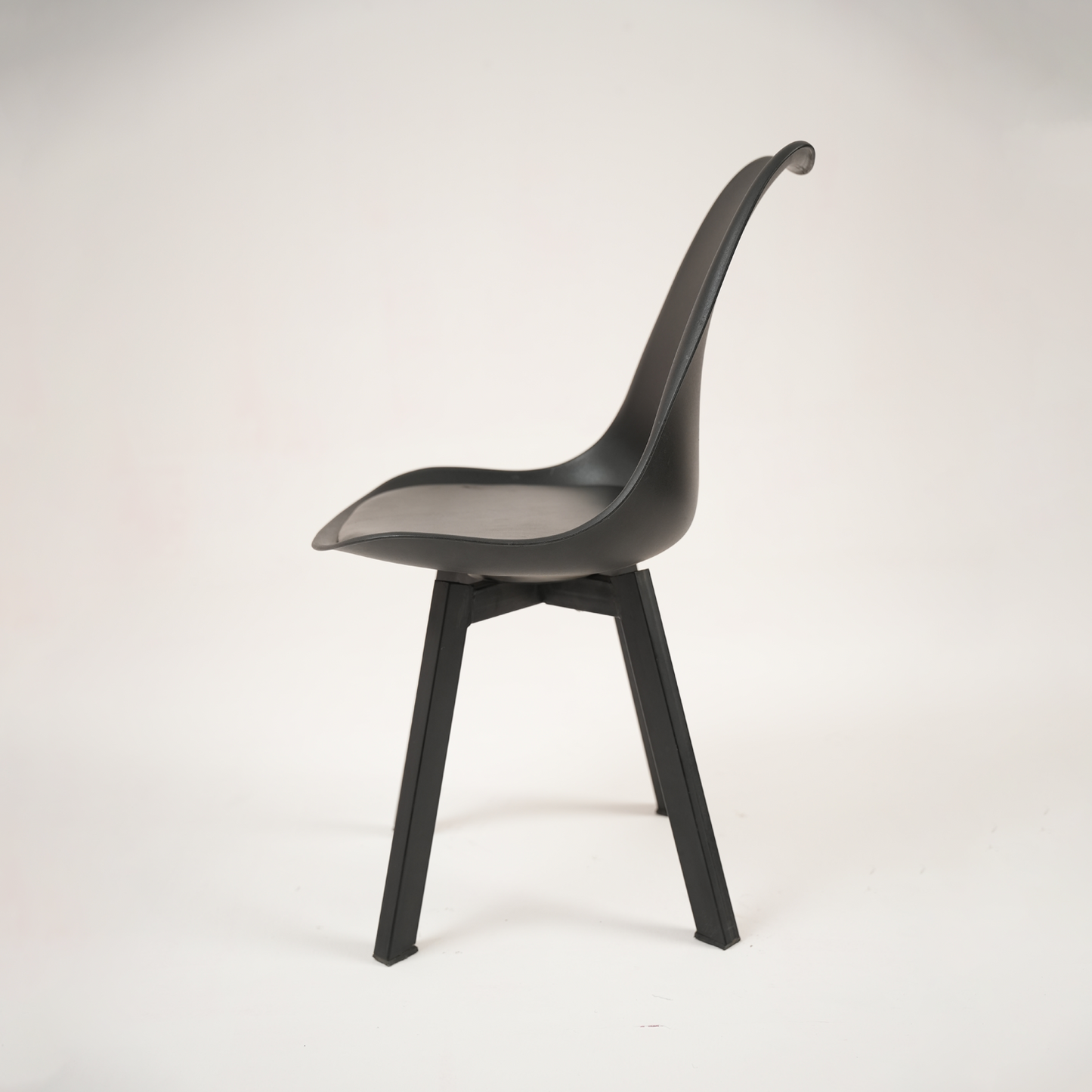 Modern Black Shell Dining Chair with Metal Legs