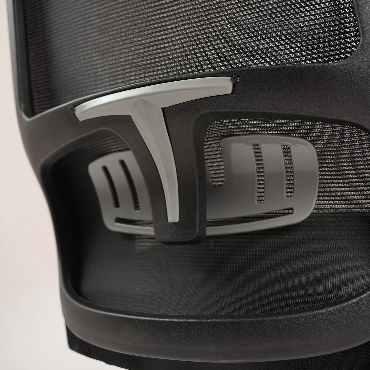 Ergonomic Black Mesh Office Chair with Lumbar Support, Armrests and Wheels