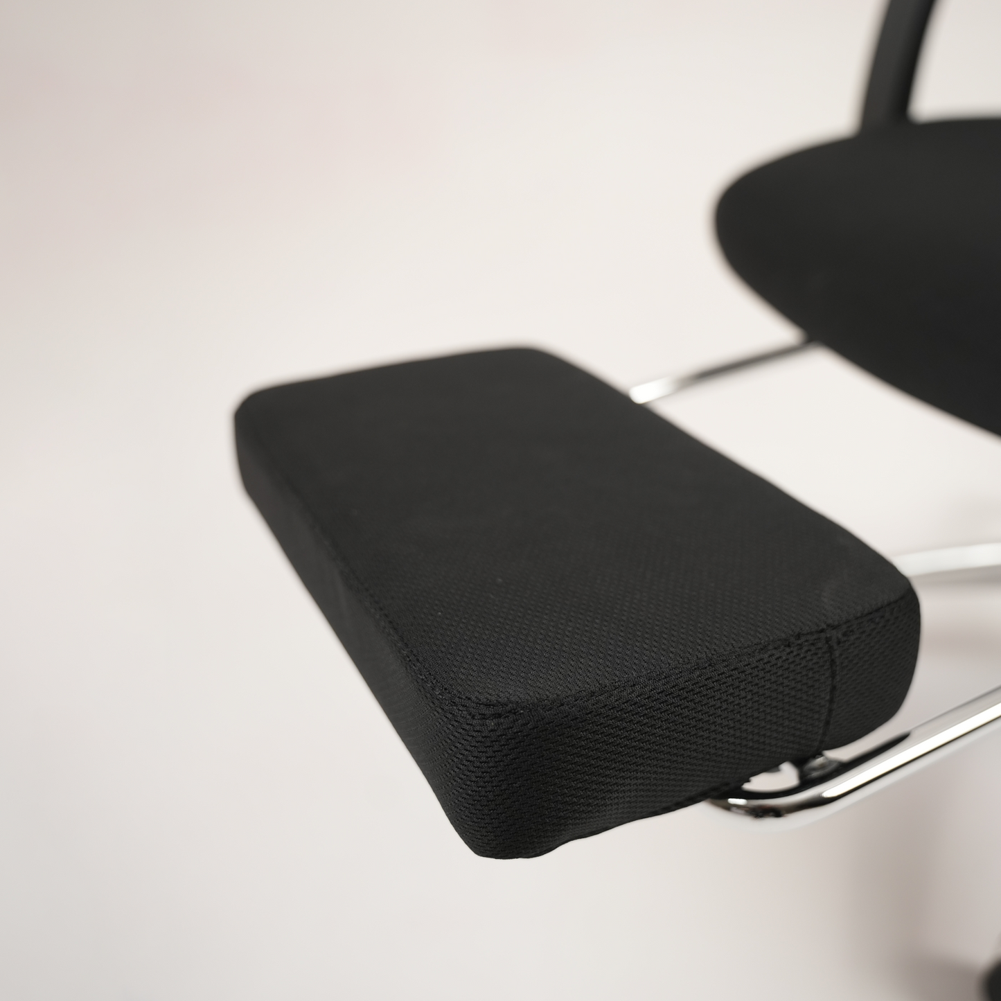 Ergonomic Black High-Back Mesh Office Chair with Headrest, Footrest and Chrome Base