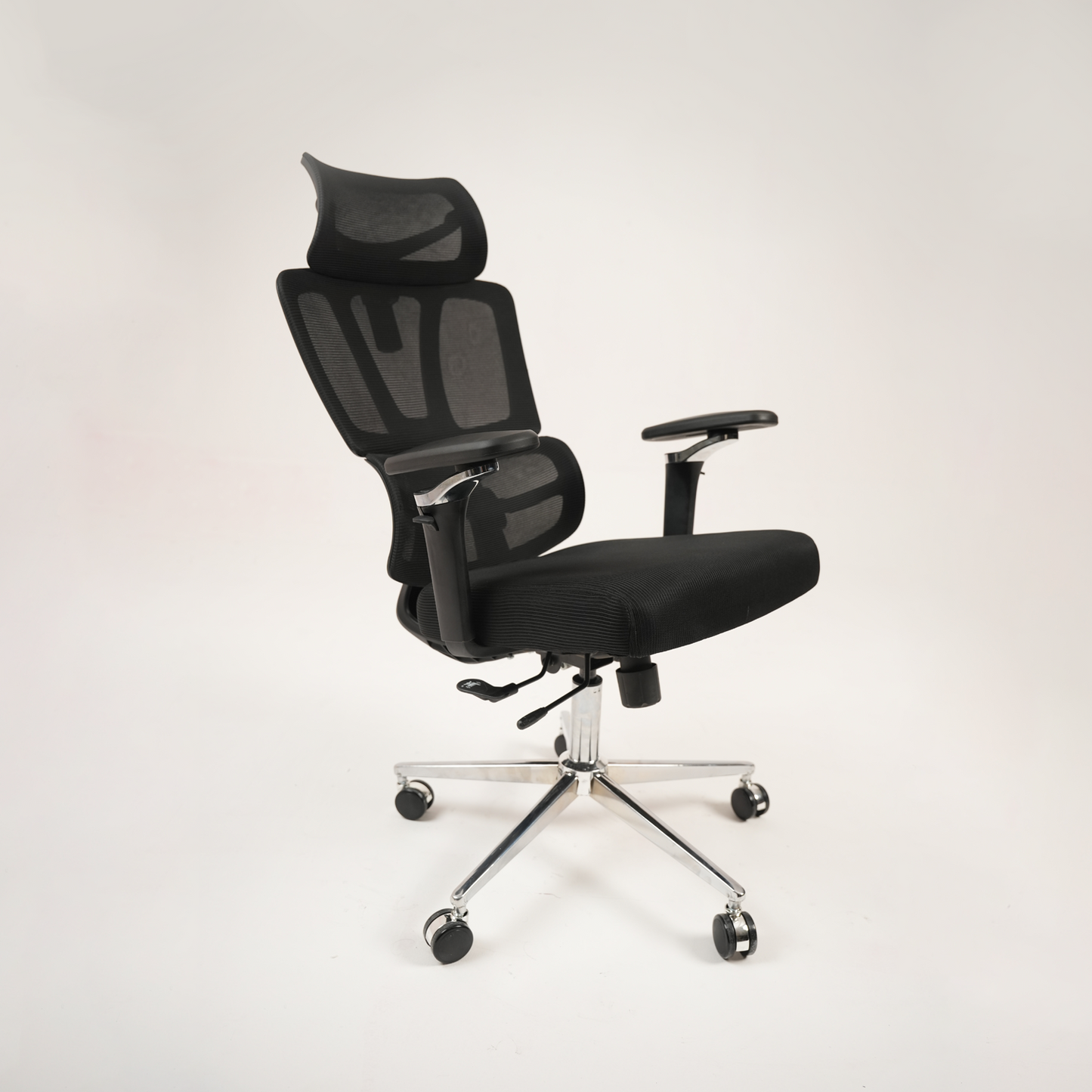 Ergonomic High-Back Mesh Office Chair with Headrest, Lumbar Support and Adjustable Armrests